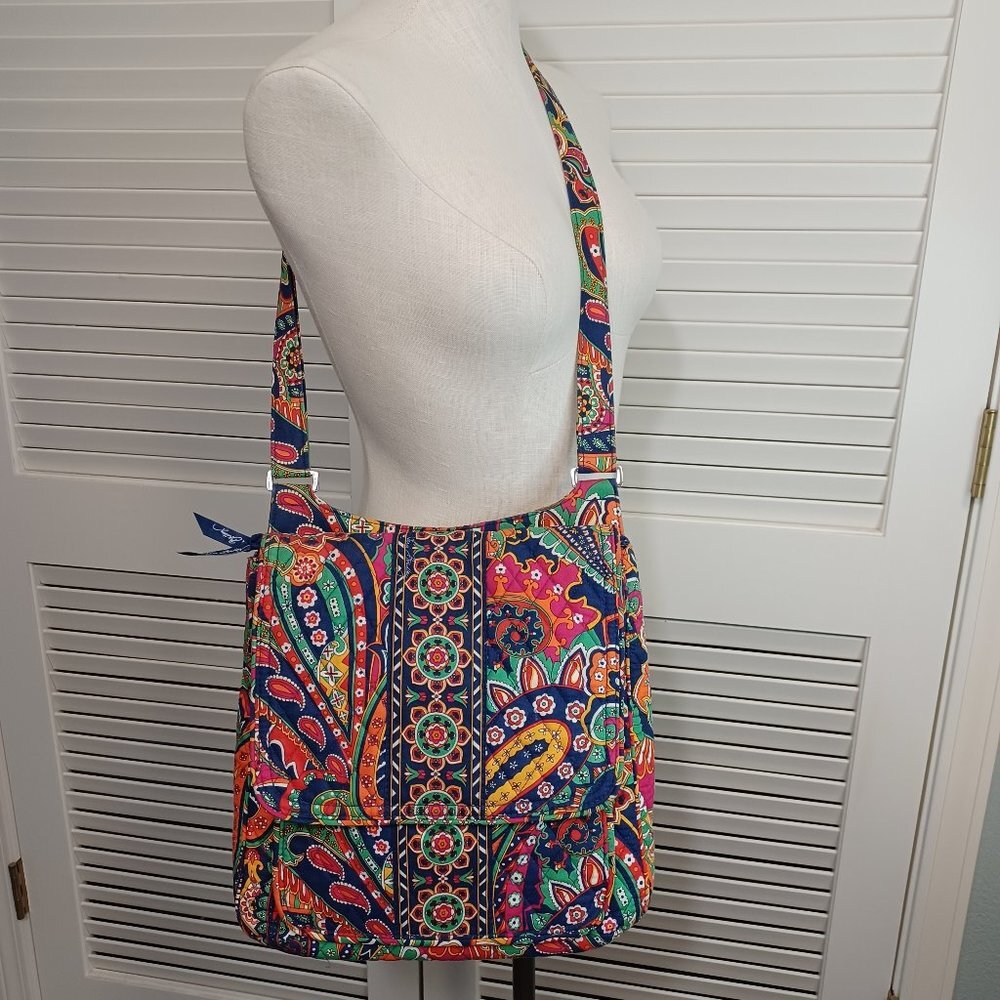 Vera Bradley Bag Large Shoulder Style Colorful Paisley Print Organizer Purse